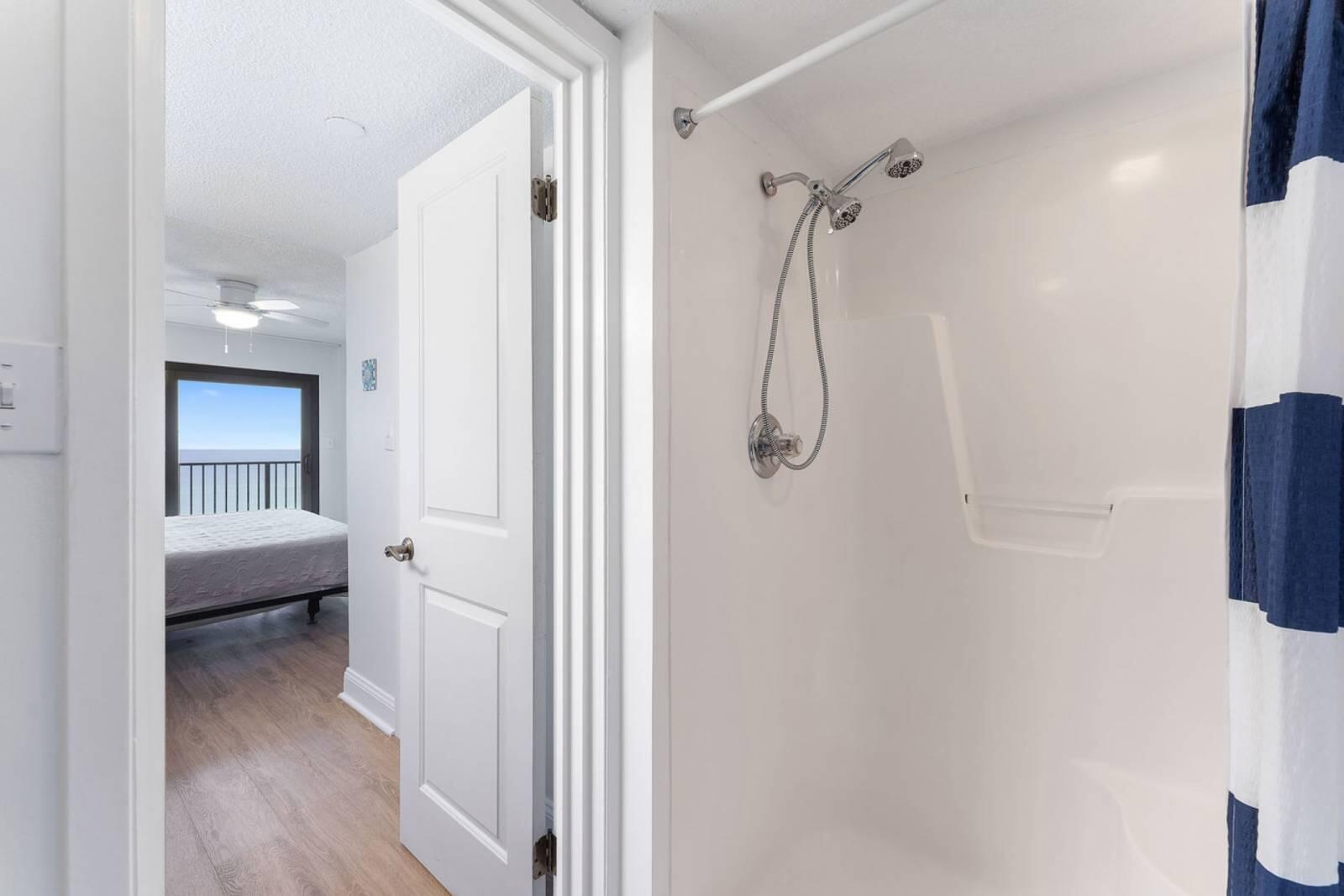 The Commodore - Residential