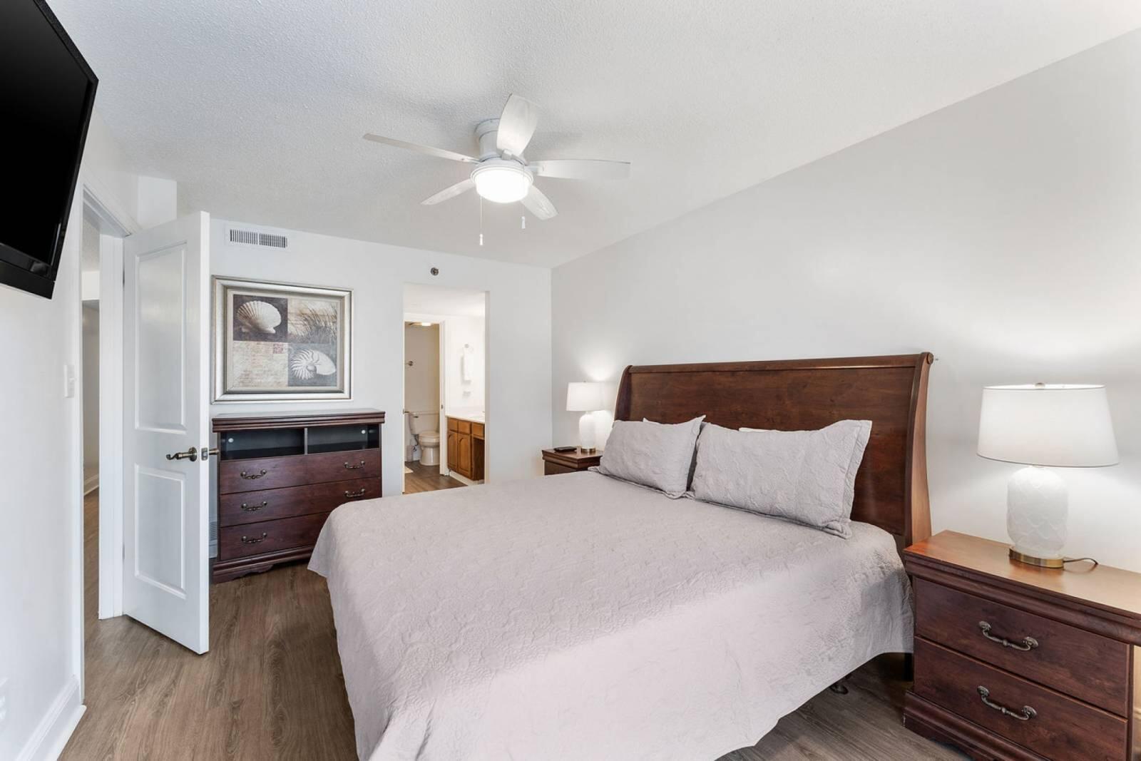 The Commodore - Residential