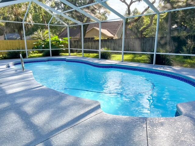 ROYAL OAKS - Residential Lease