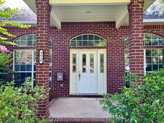 ROYAL OAKS - Residential Lease