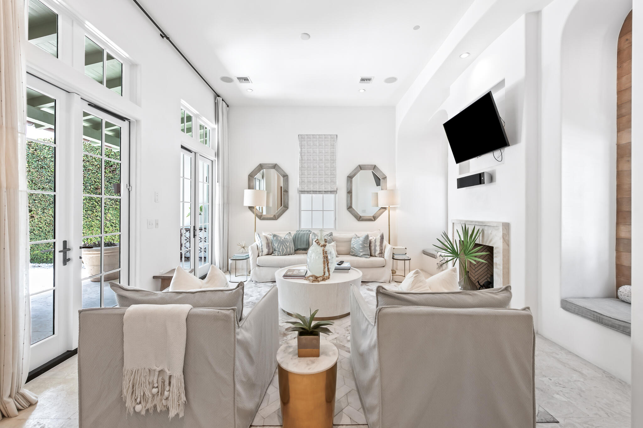 ALYS BEACH - Residential