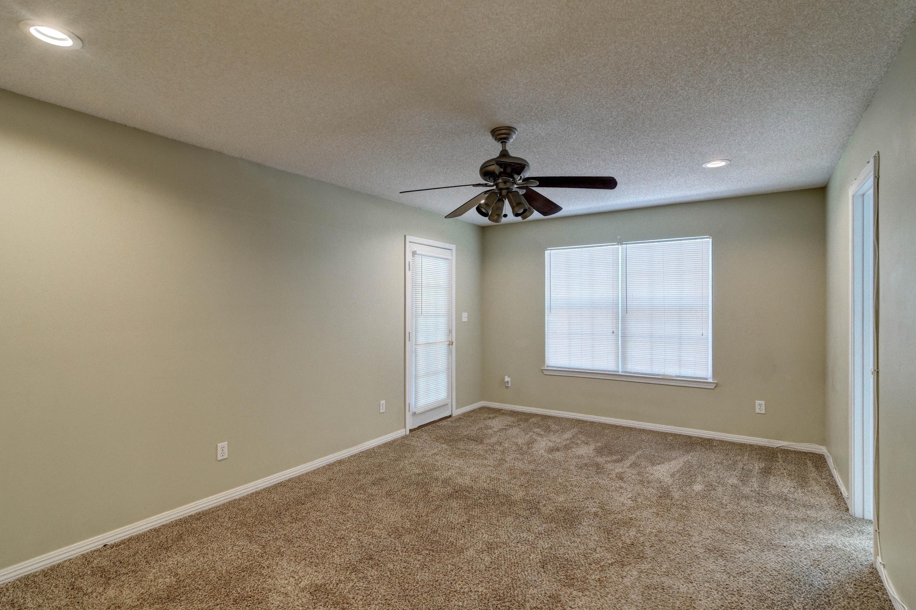 SOUTHERN PINES - Residential