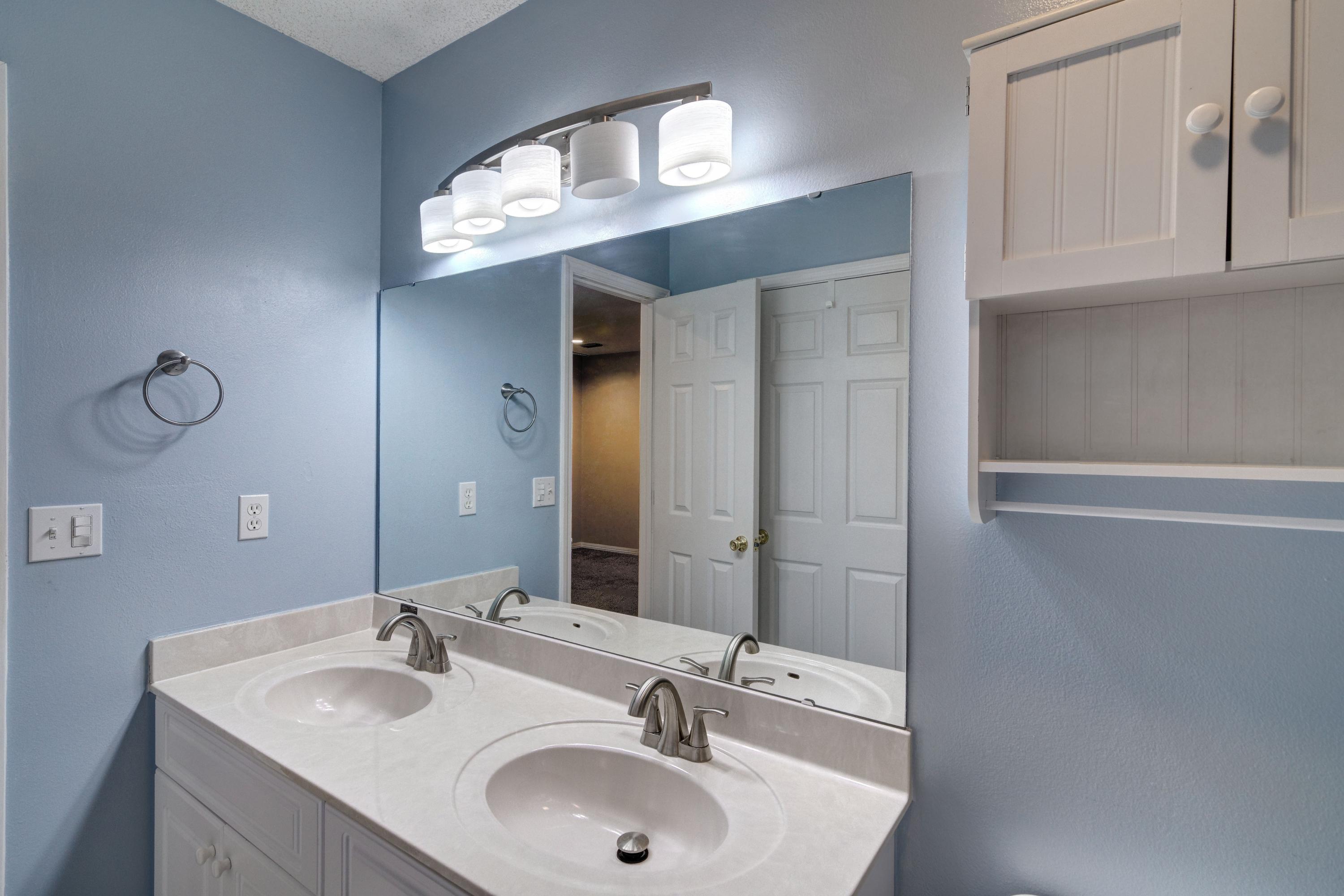 SOUTHERN PINES - Residential