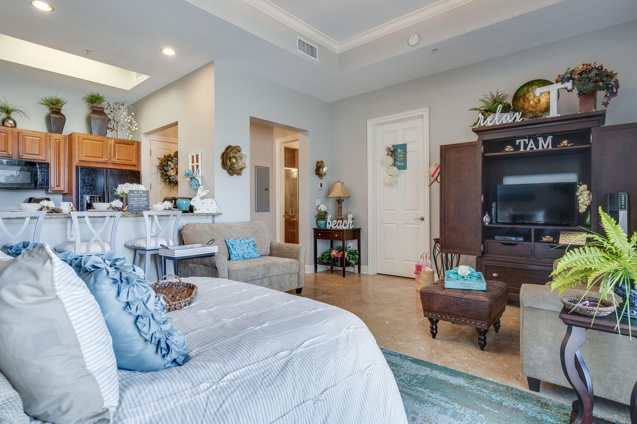 Located on the lanai level of St. Barth at Silver Shells, with gulf views and direct access to the private pool. This is not your typical hotel style studio! No short term rentals allowed. This 616 sqft studio offers a fully equipped kitchen with sleek black appliances, granite counters and a large breakfast bar to seat 4 comfortably. In the main living area, there's ample room for your bed size of choice and a sitting area . In addition, this resort condo features a full walk-in closet, ensuite with walk-in shower and a stack-able washer/dryer combo. This property does have a long term tenant secured until February 14, 2020 which must be honored. All furniture & decor is the tenant's personal belongings. All appliances convey with the unit. Assigned garage parking space #1/Storage #49. Silver Shells Beach Resort & Spa is a gated community located on 31 sprawling acres adjacent to the pristine Henderson Beach State Park and offers 1100 feet of private Beachfront just for Silver Shells owners & guests. Park the car and forget the keys! The on-site amenities are endless with 24-hour gated security, indoor/outdoor pools, hot tub, children's pool, private beach access, beach front bar and grill, cardio and weight center, basketball and tennis courts, fine dining at Ruth's Chris Steak House, and a European Style Spa. Silver Shells is one of the rare destinations in Destin that offer an atmosphere in which you will want your stay to never end.