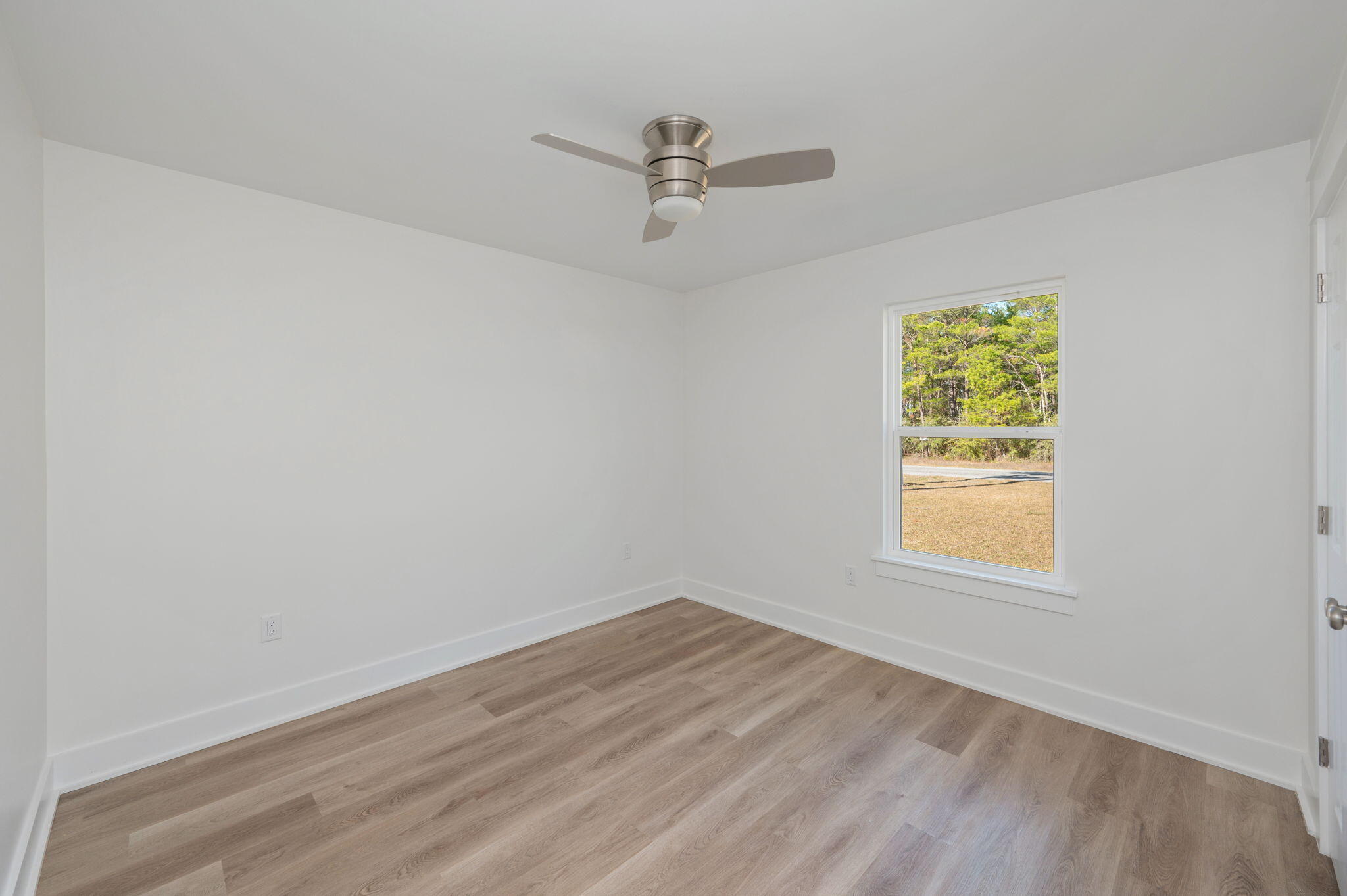 OAKWOOD HILLS UNIT 3 - Residential Lease