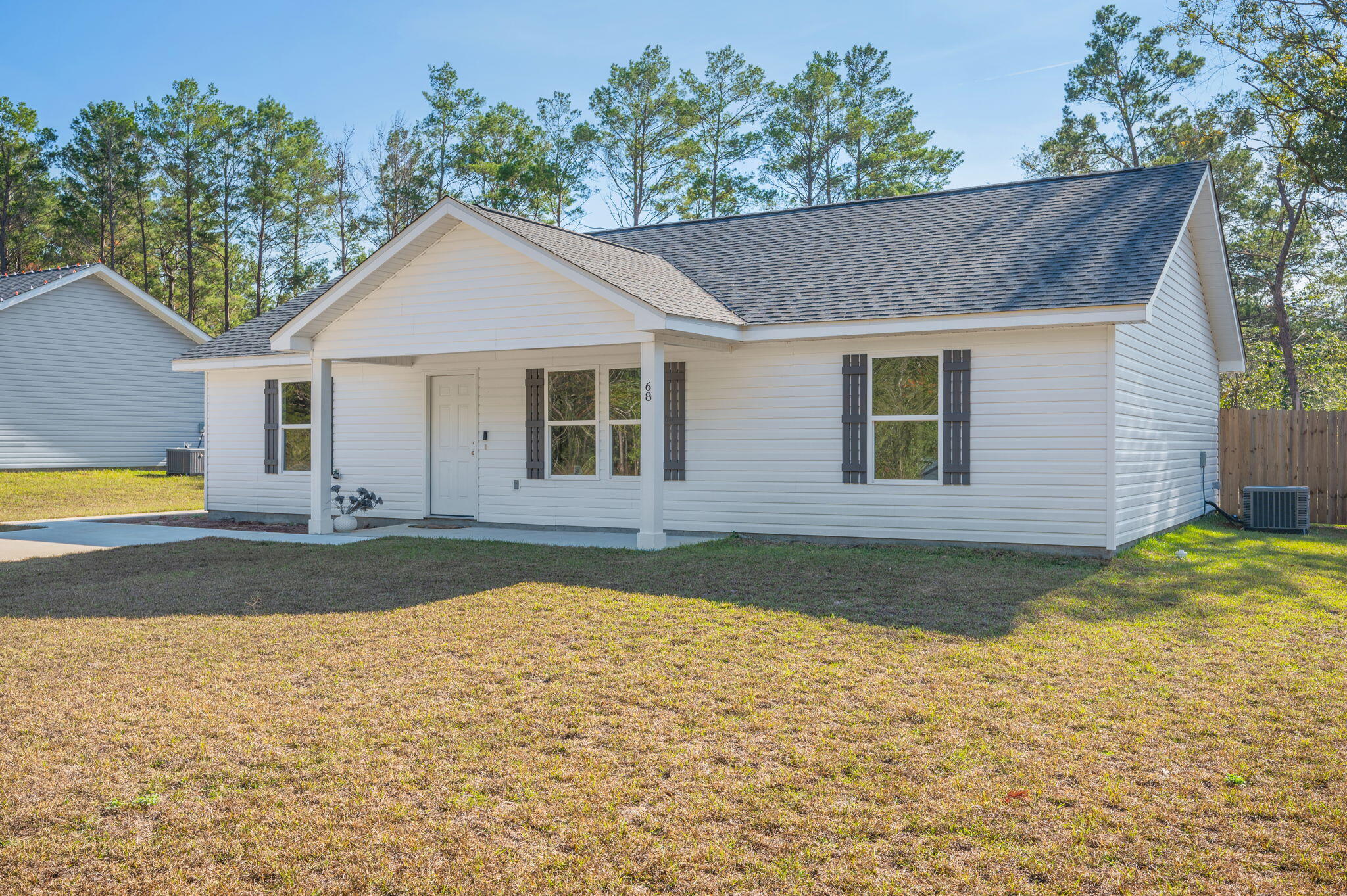 OAKWOOD HILLS UNIT 3 - Residential Lease