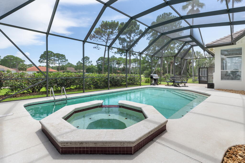EMERALD BAY PH 1A - Residential