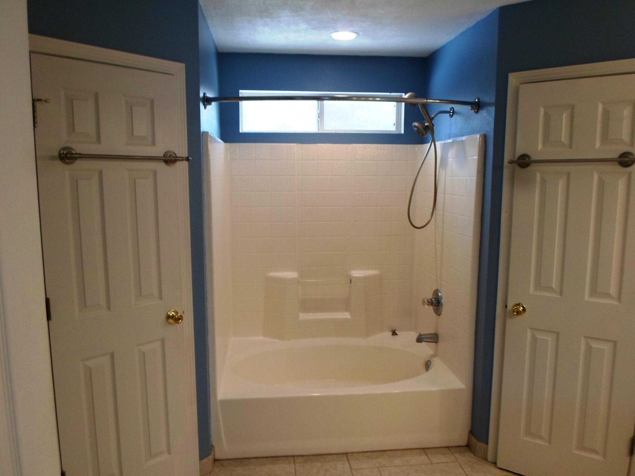 ROSS CROSSING - Residential Lease