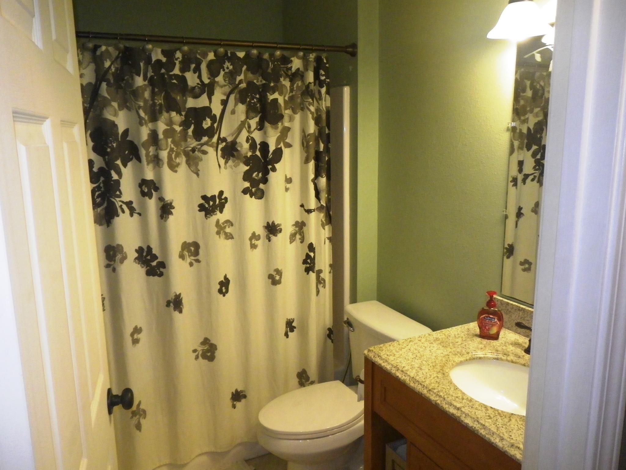 ROSS CROSSING - Residential Lease