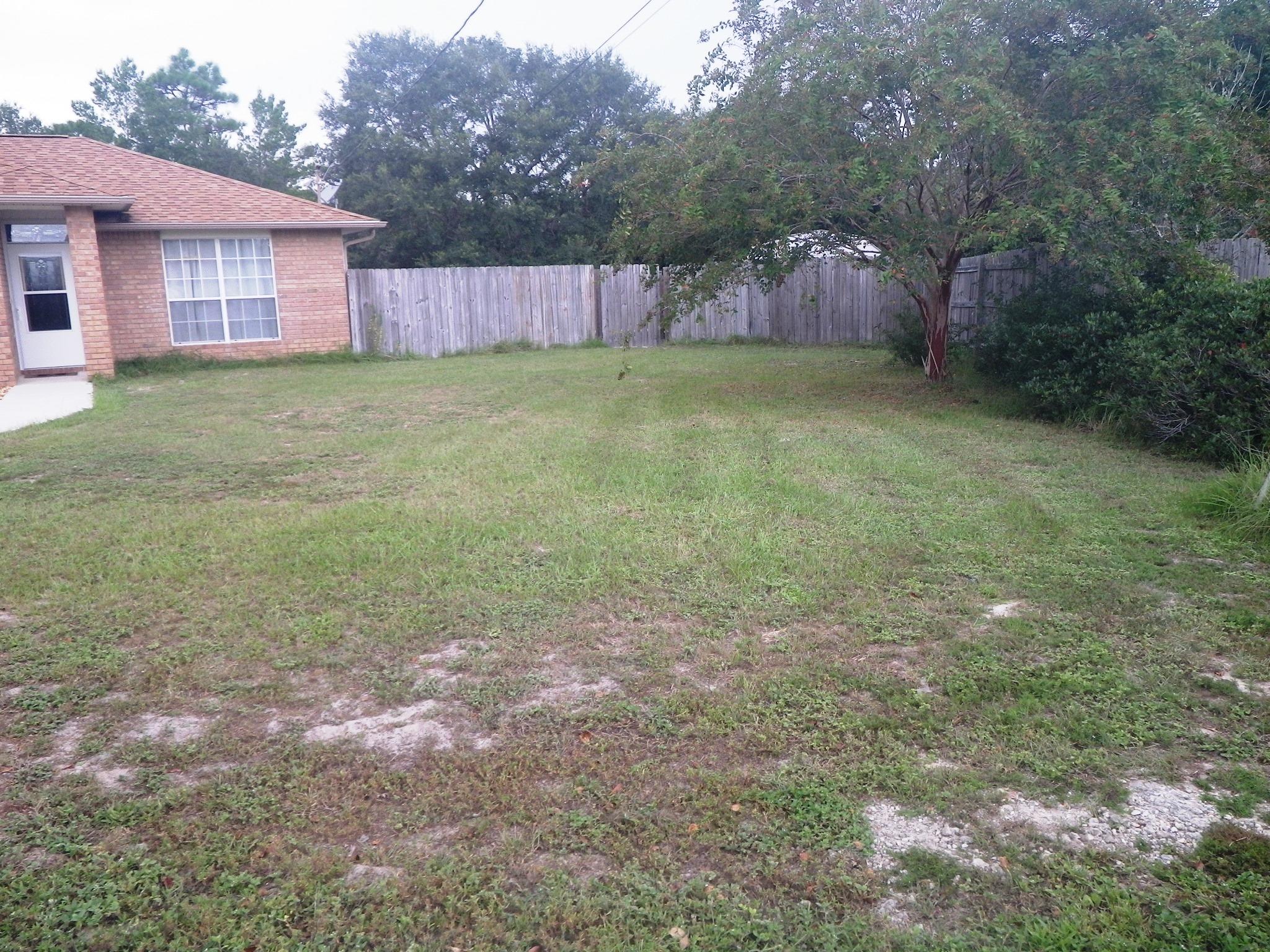 ROSS CROSSING - Residential Lease