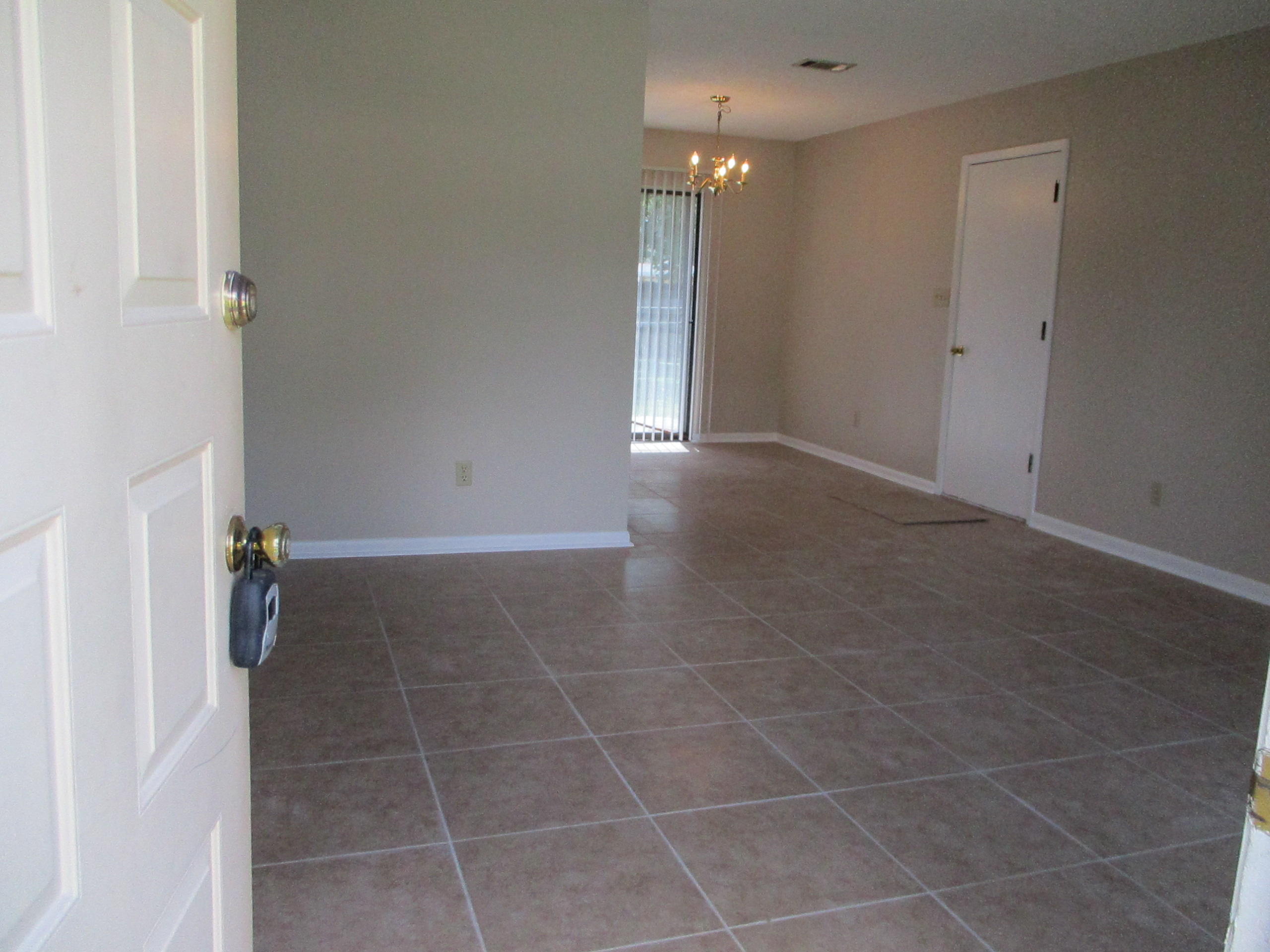 PINE MEADOWS - Residential Lease