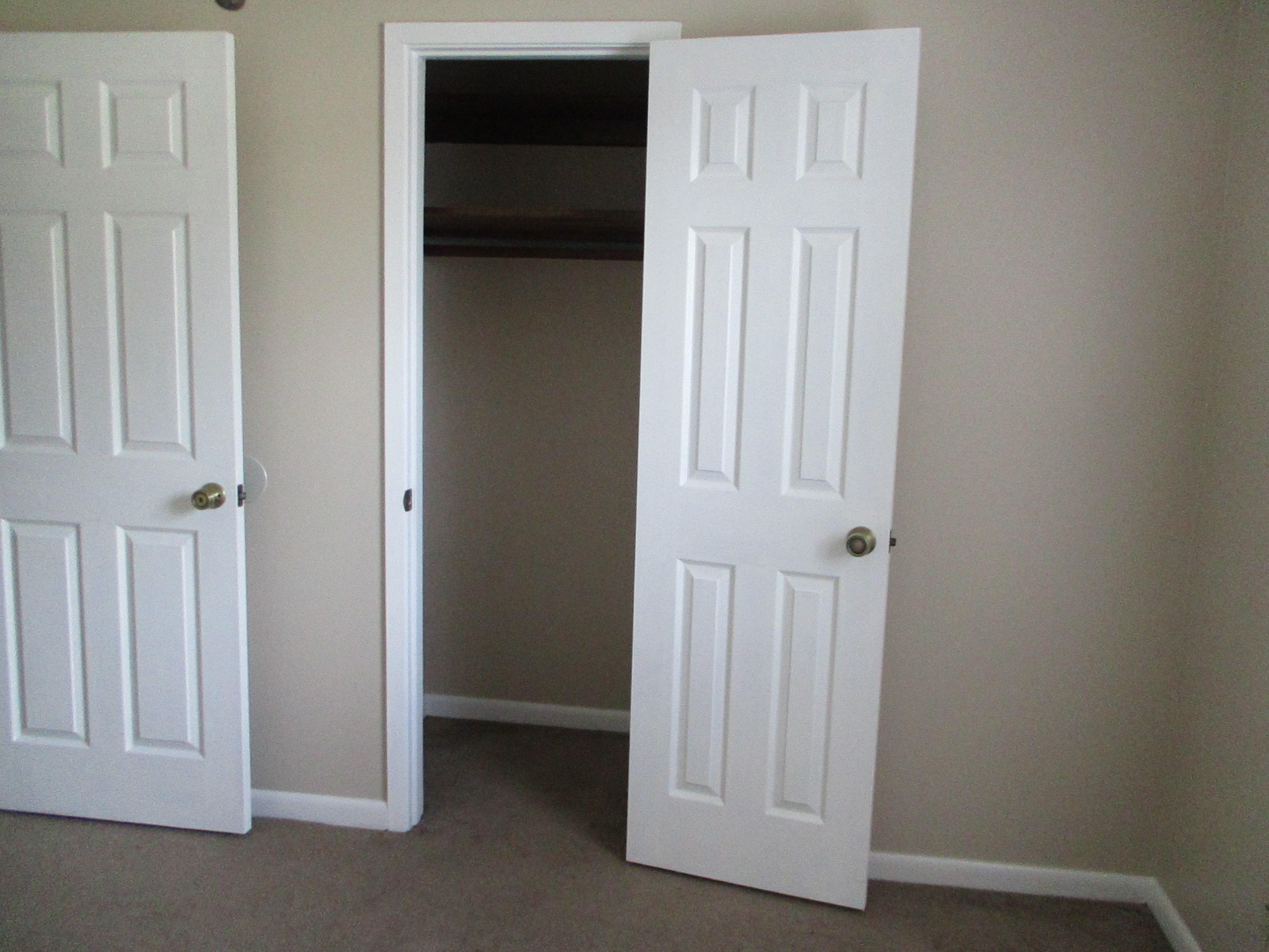 PINE MEADOWS - Residential Lease