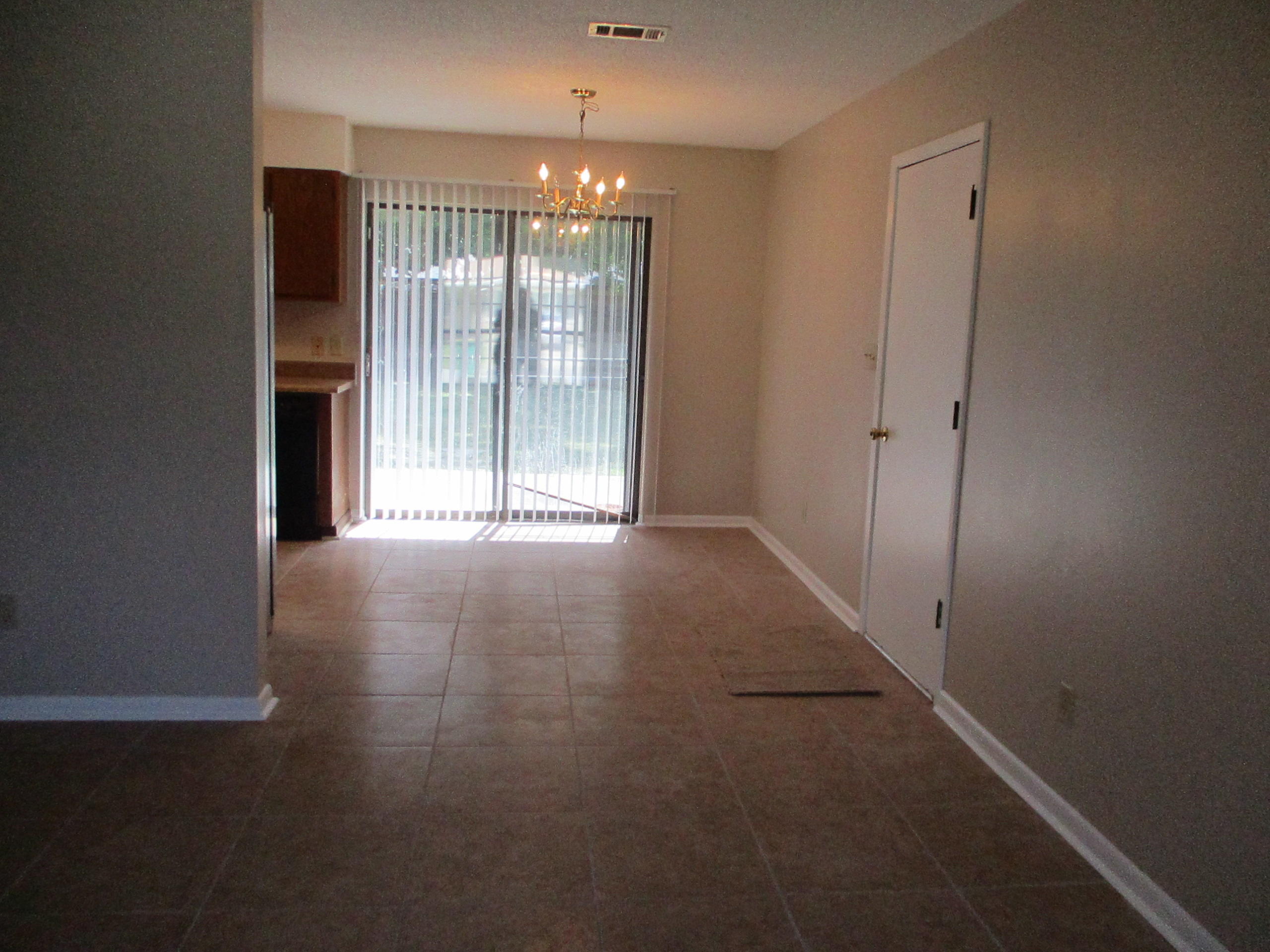 PINE MEADOWS - Residential Lease