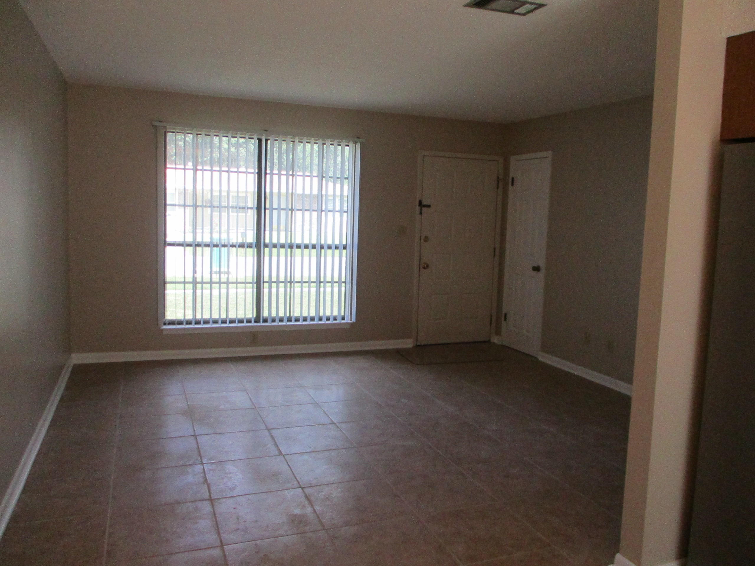 PINE MEADOWS - Residential Lease