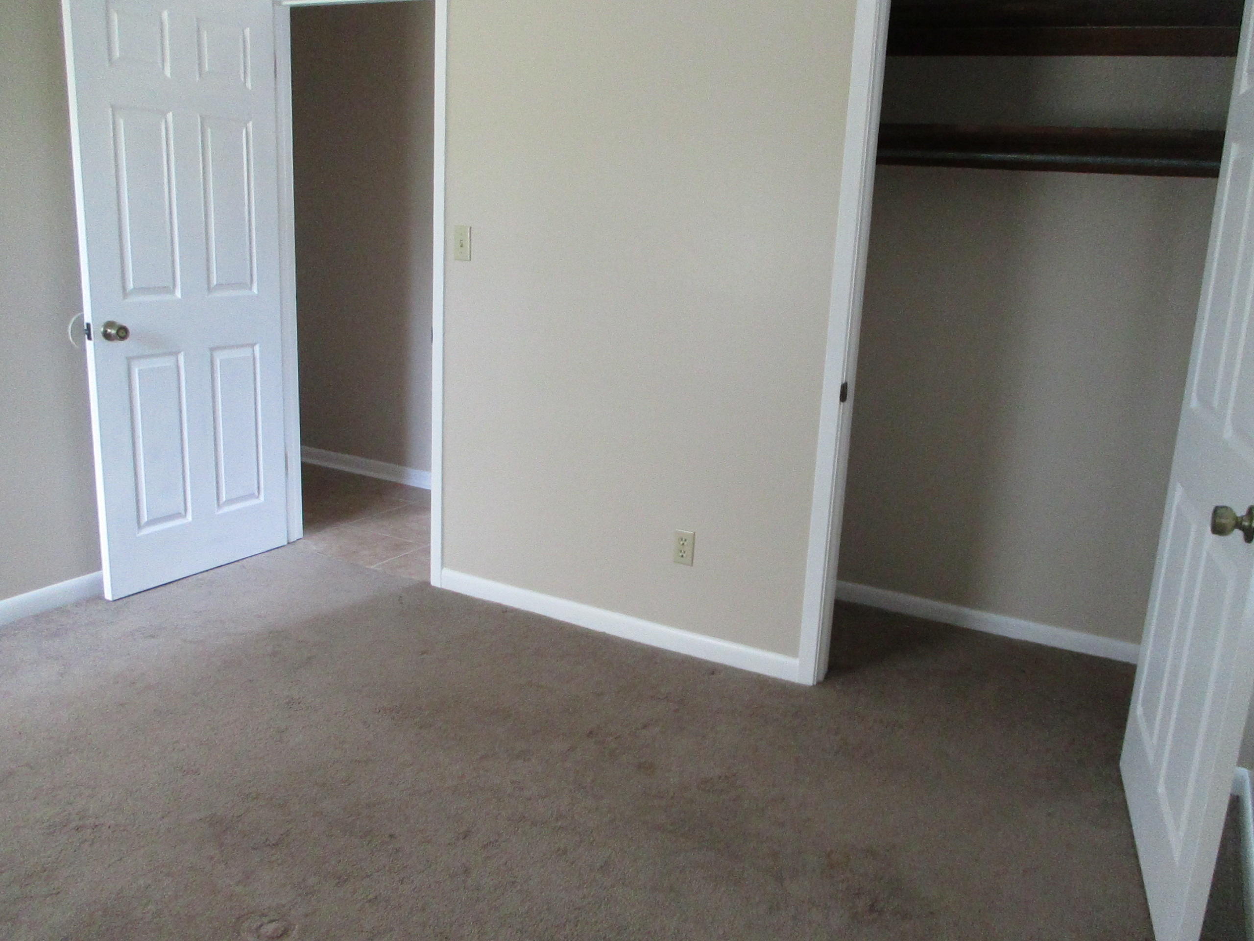 PINE MEADOWS - Residential Lease
