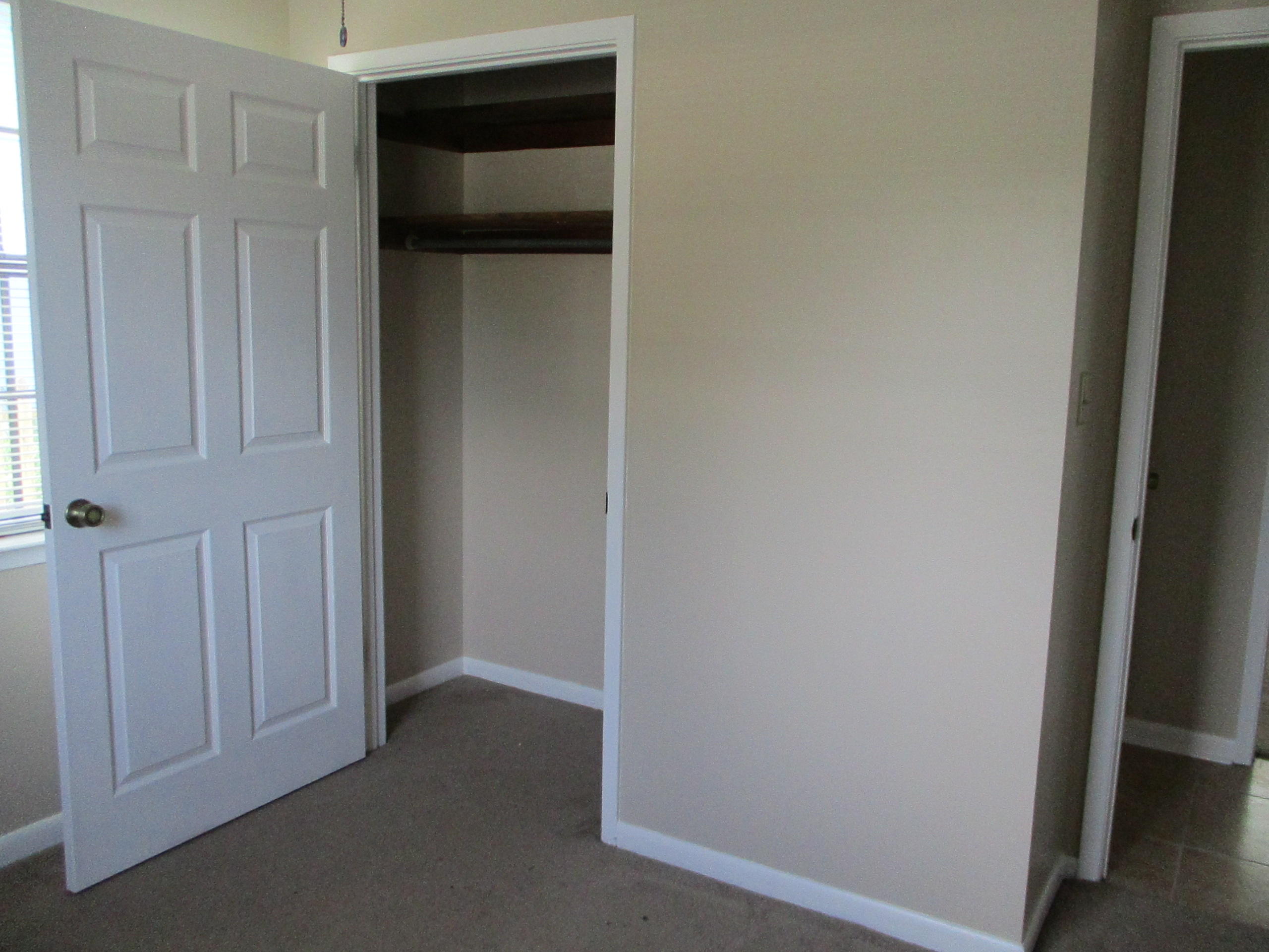 PINE MEADOWS - Residential Lease