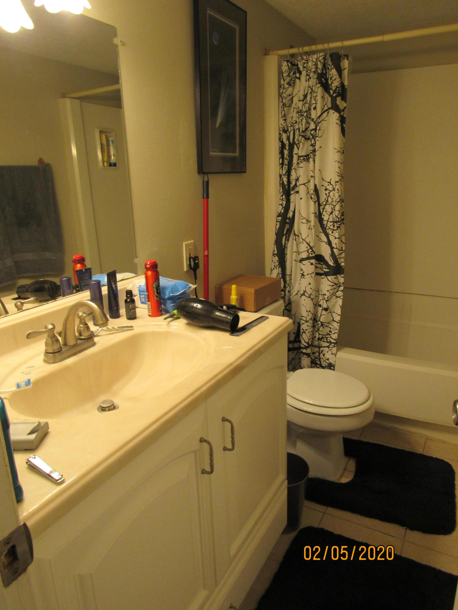 COLLEGE PARK CONDO - Residential Lease