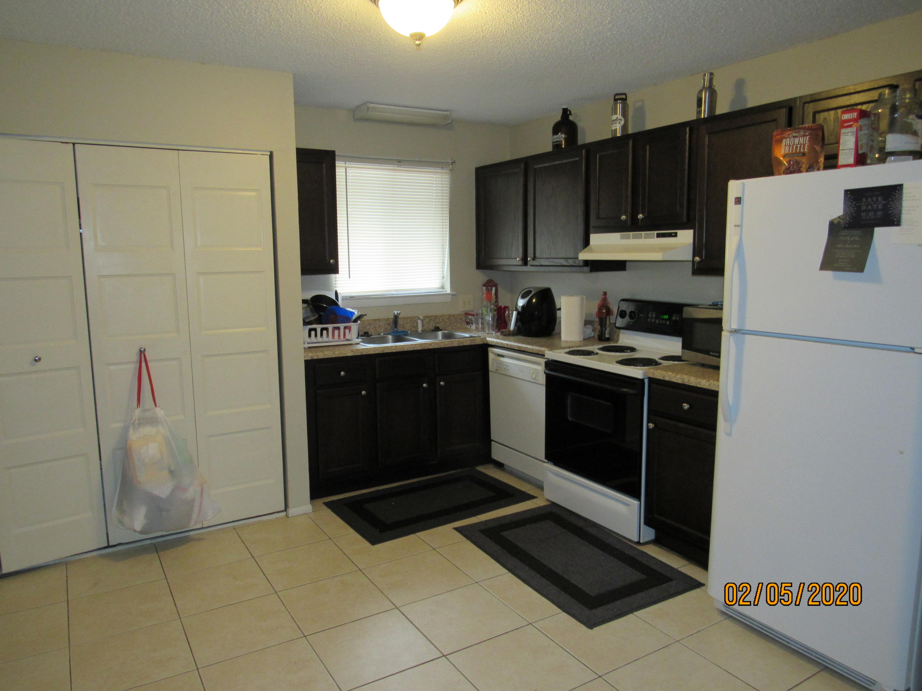 COLLEGE PARK CONDO - Residential Lease