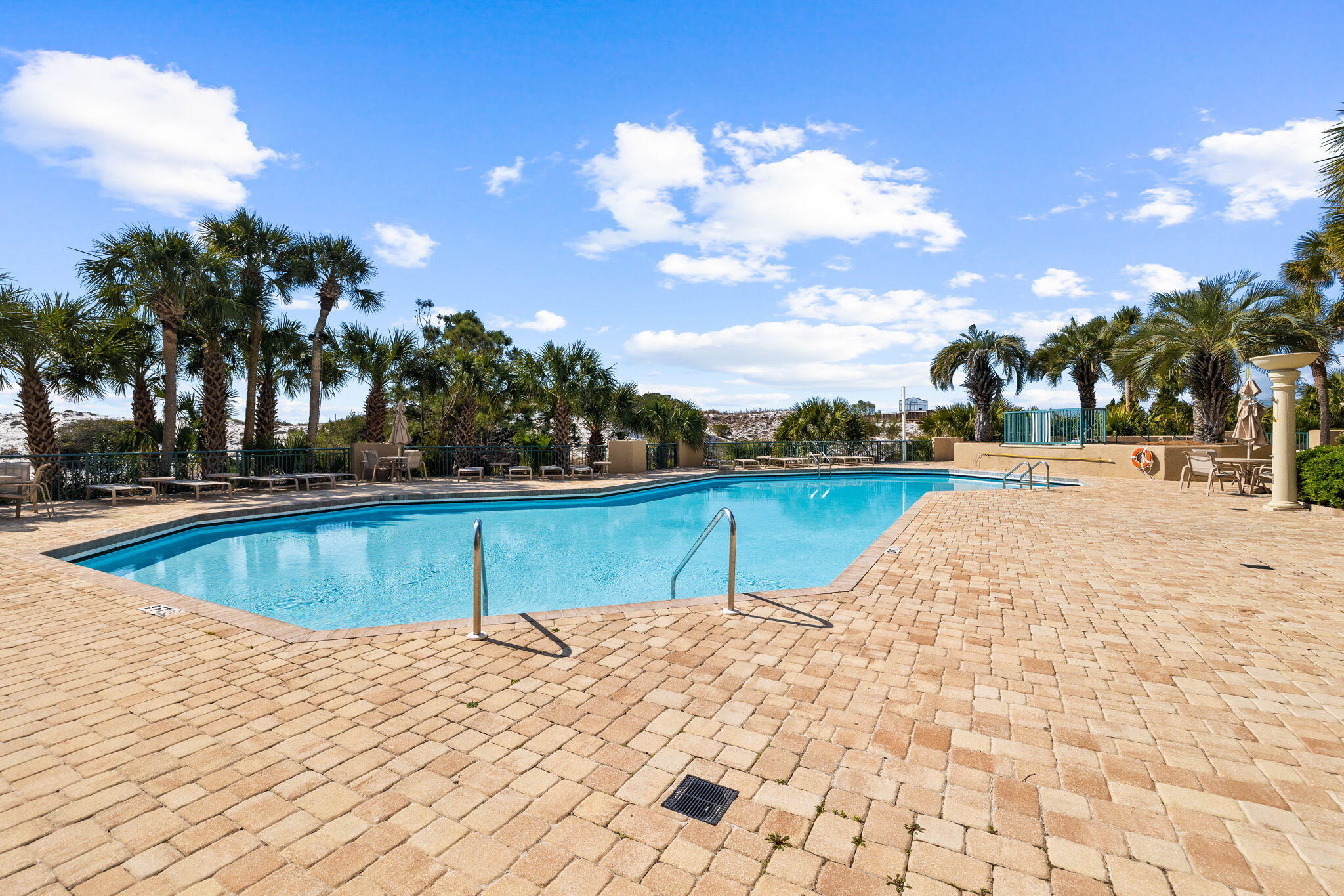 SOUTHWINDS I - Residential