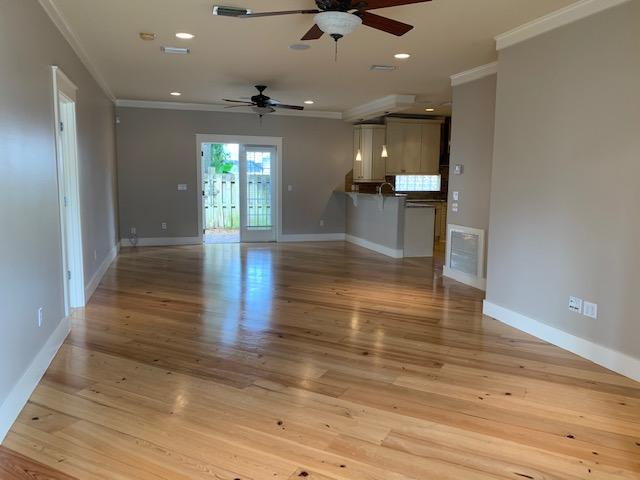 MACK BAYOU ESTATES - Residential Lease