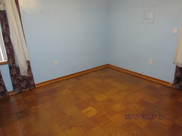 BAYOU WOODS - Residential Lease