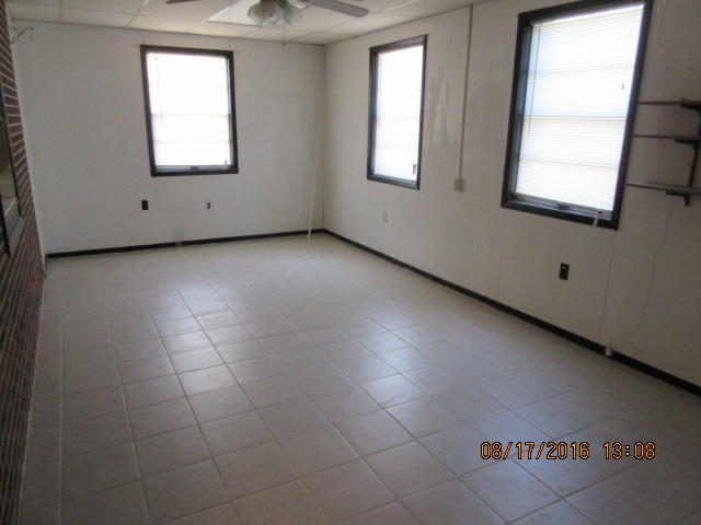 BAYOU WOODS - Residential Lease