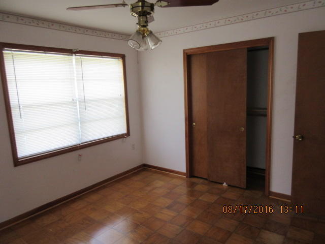 BAYOU WOODS - Residential Lease