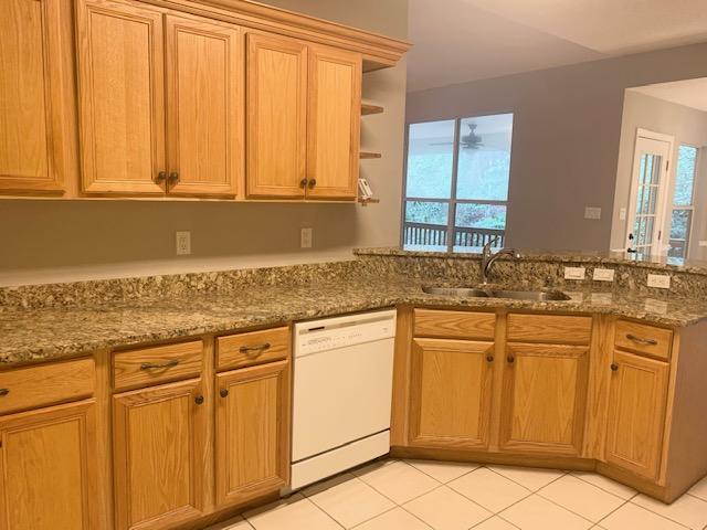 FAIRWOOD PH 3B - Residential Lease