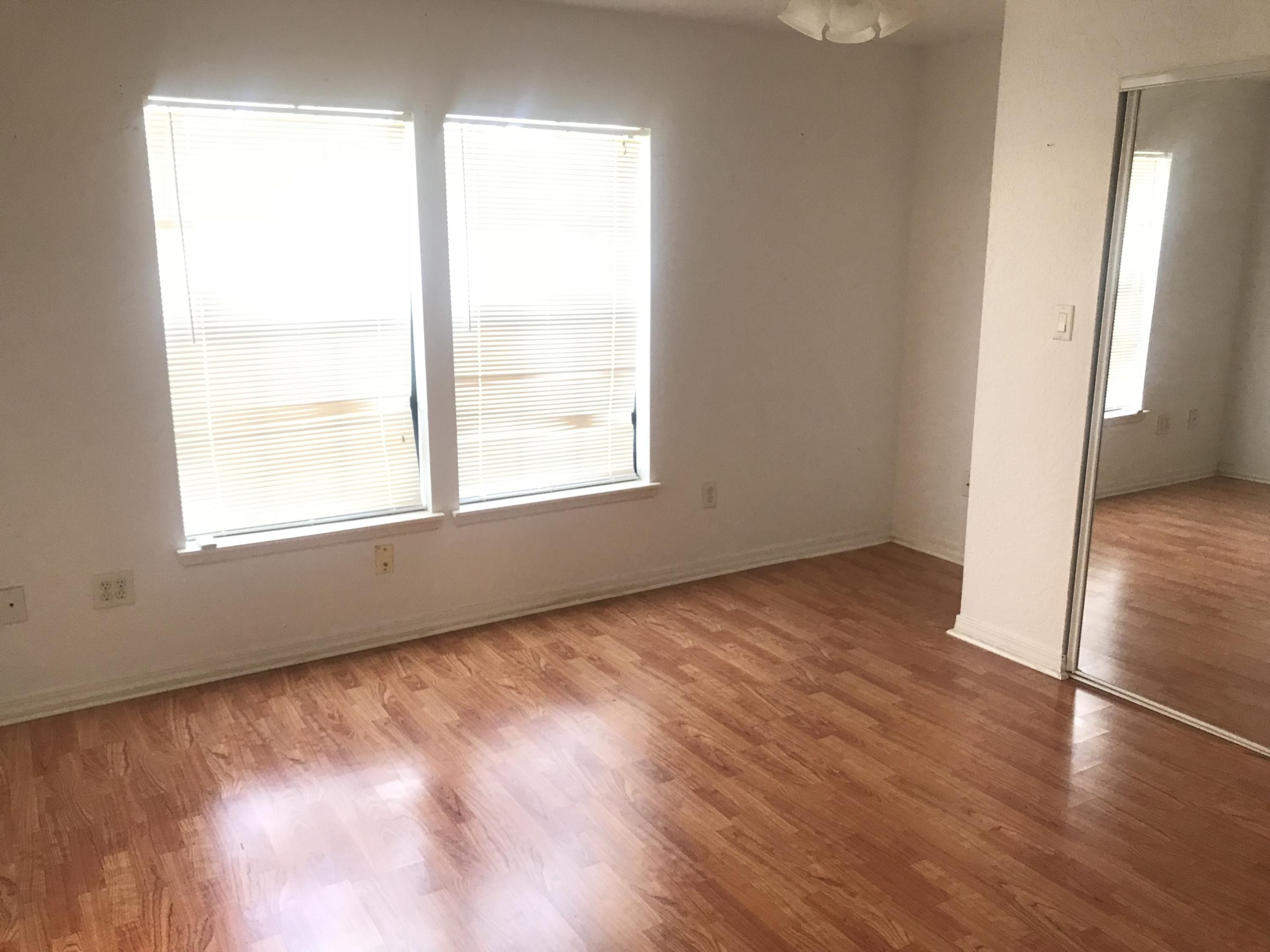 KELLYS ADDN TO DESTIN - Residential Lease