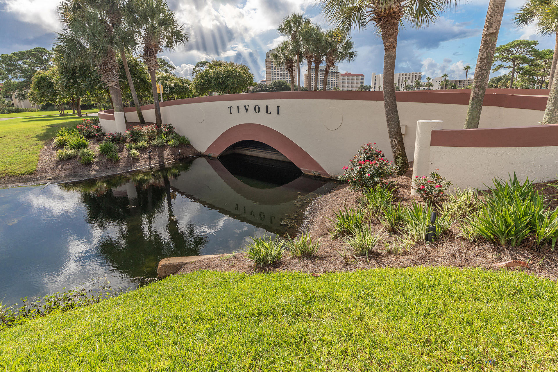 TIVOLI RIDGE - Residential