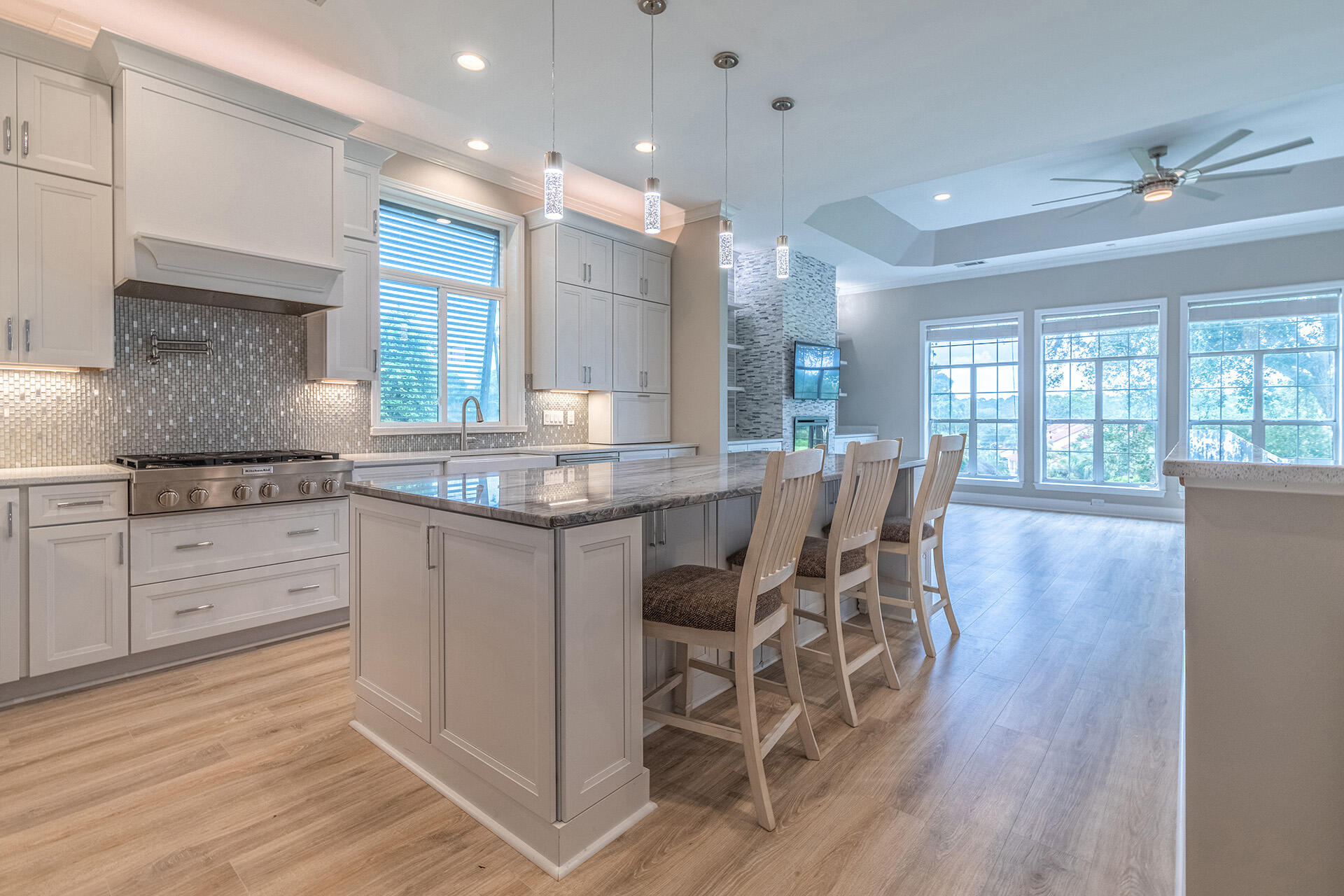TIVOLI RIDGE - Residential