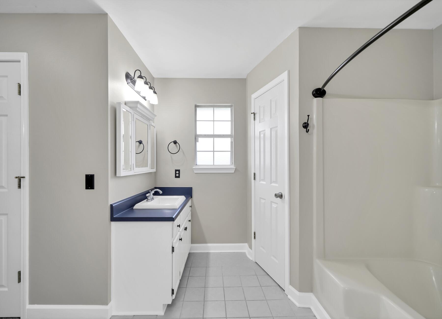 ANTIOCH ESTATES S/D - Residential Lease