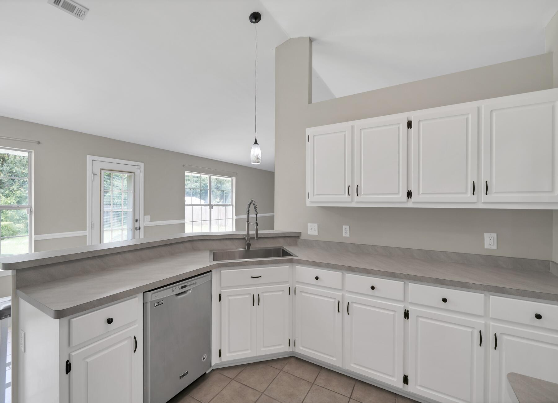 ANTIOCH ESTATES S/D - Residential Lease