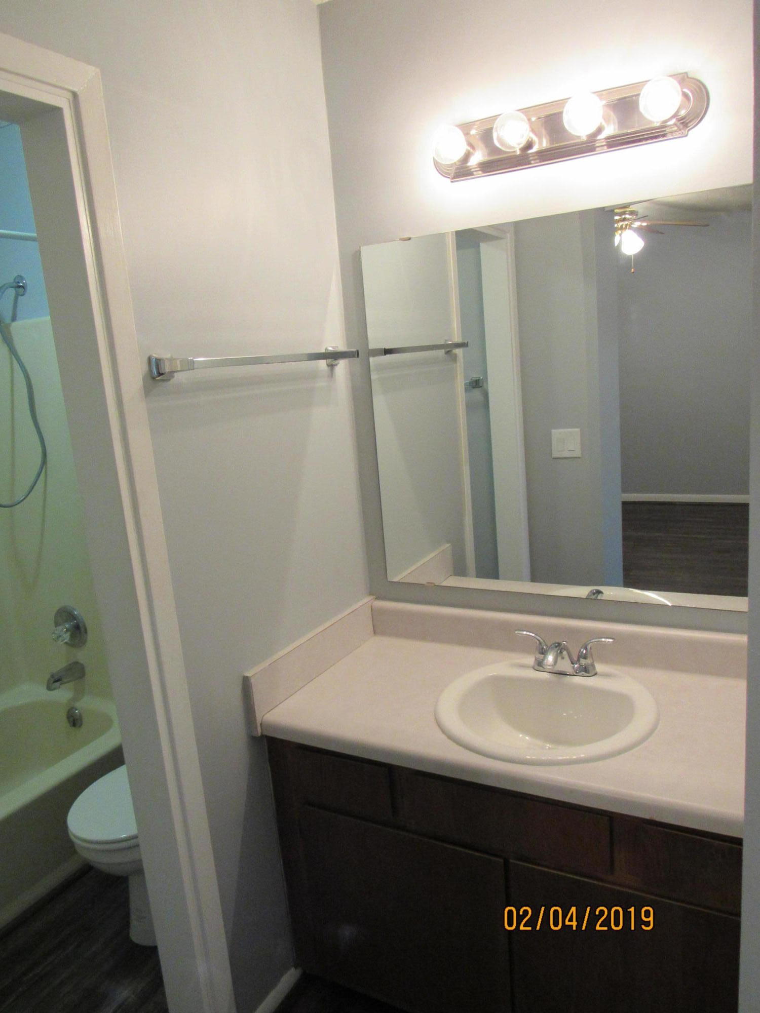 SWIFT BAYOU T/H - Residential Lease