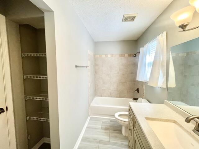 INDIGO VILLAGE - Residential Lease
