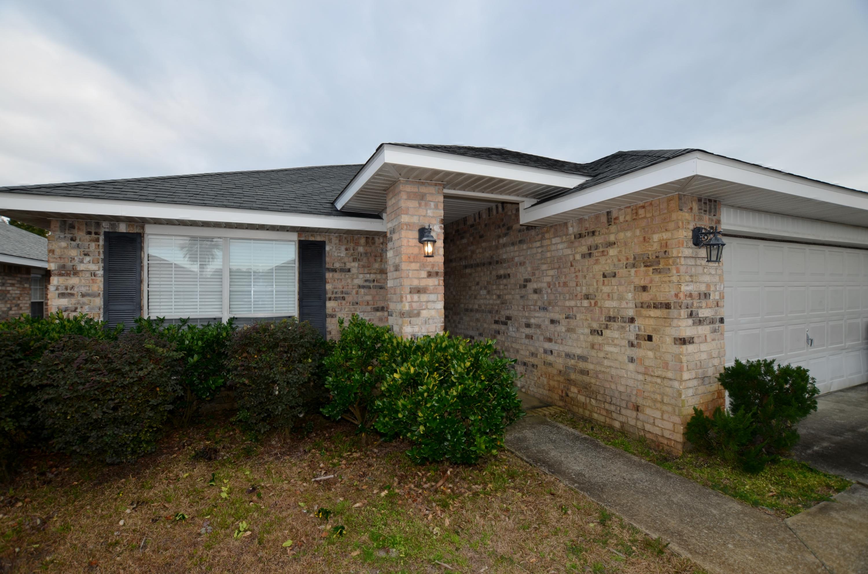 Great Location!!! 4bd/2ba home where you can walk or ride your bike to the beach along Sandy Cay Drive. This house has a split floor plan with a separate dining room and 2 car garage. Master bath has a walk-in shower and garden tub. Located in a gated community.