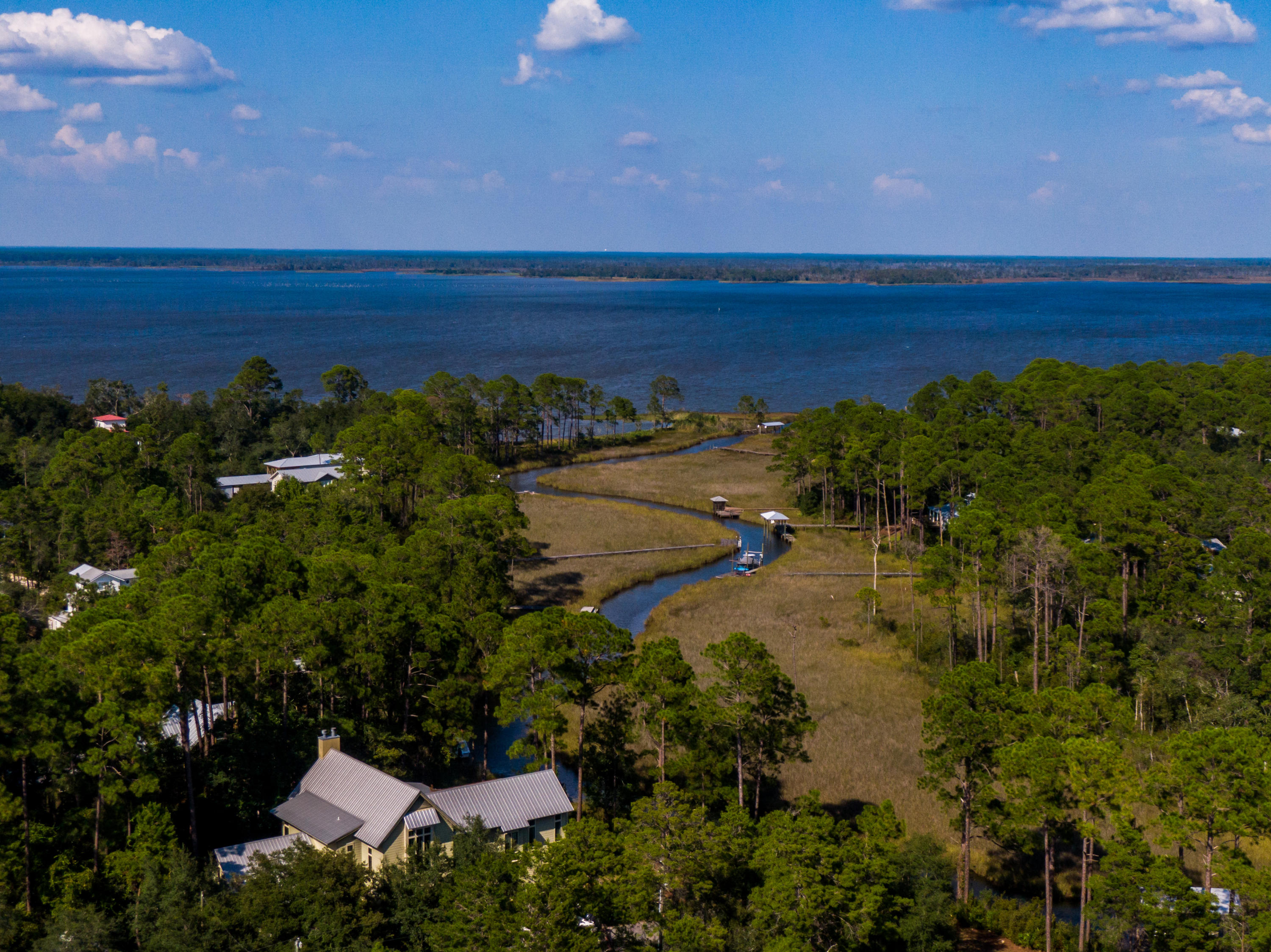 GRAYTON BAYOU - Land