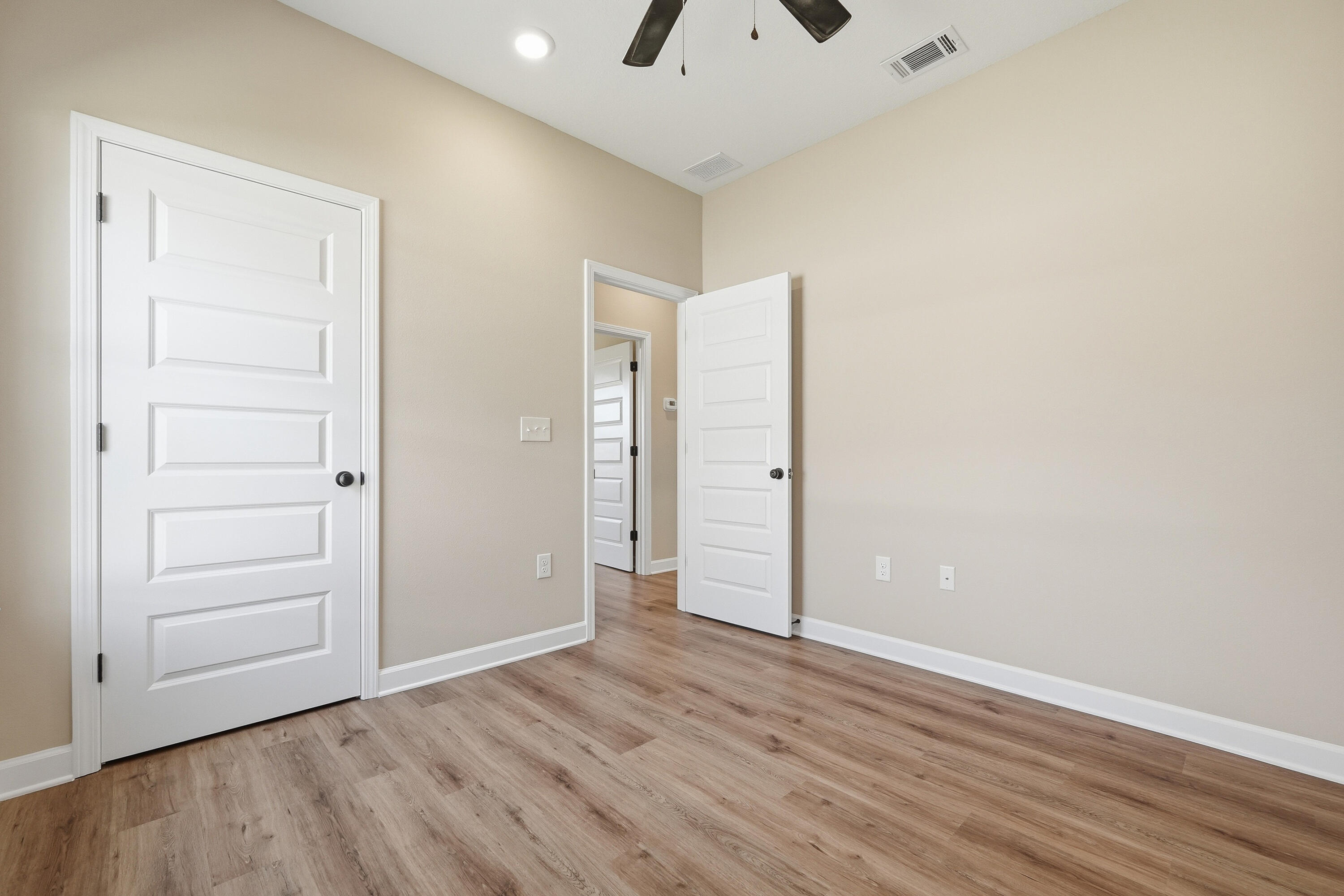 BARTON'S BEND - Residential
