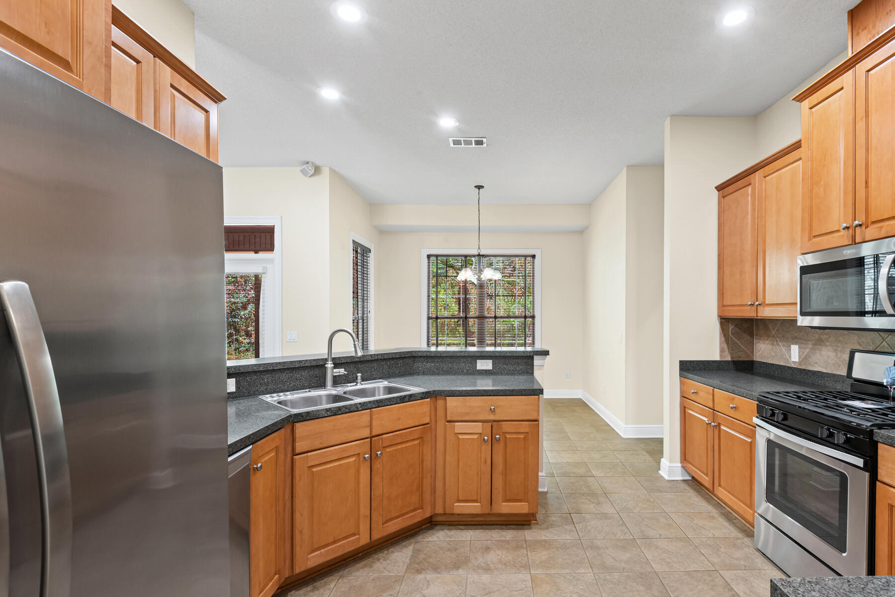 MAGNOLIA PLANTATION AT BLUEWATER BAY - Residential