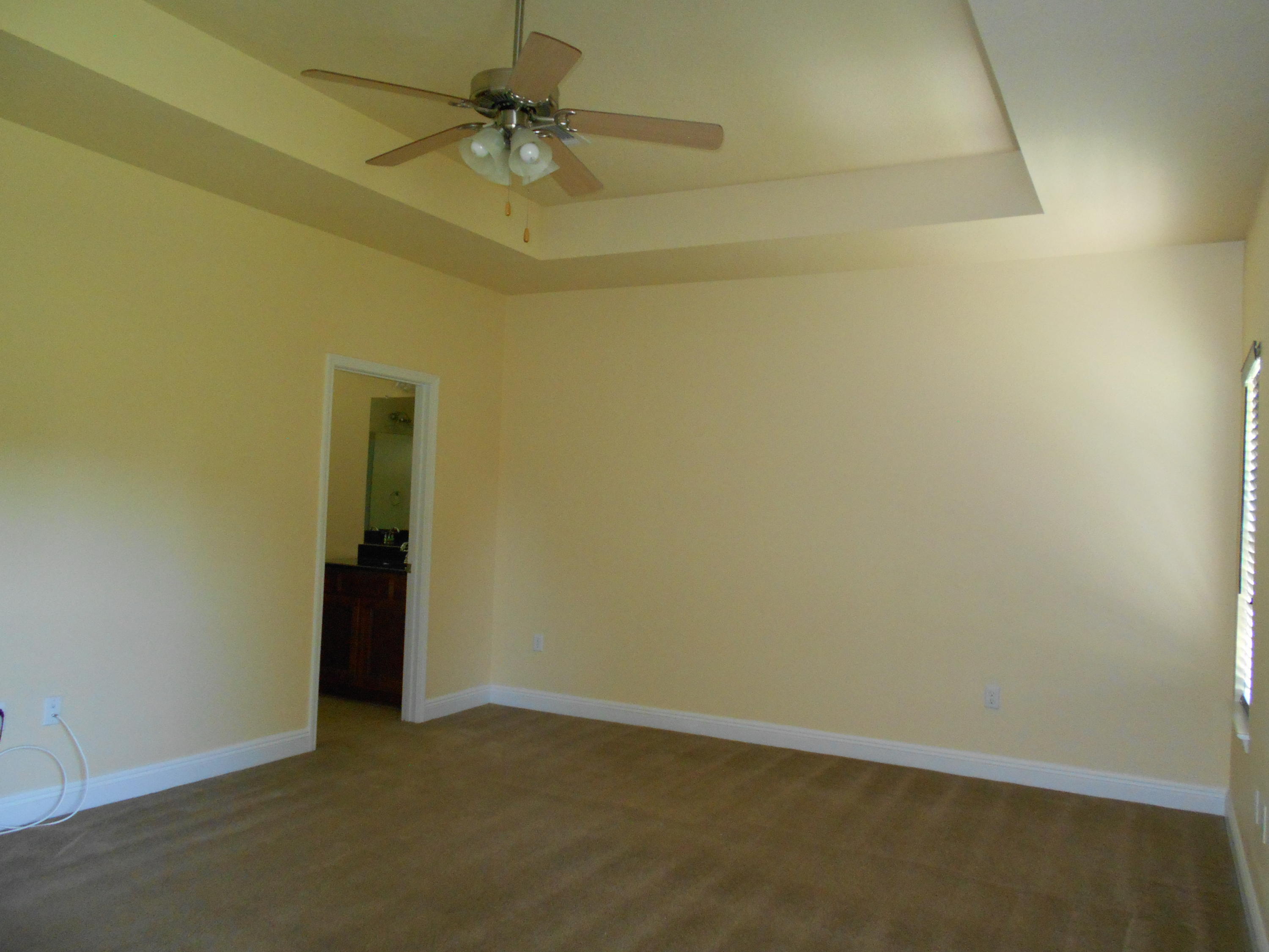 HAMMOCK BAY - Residential Lease