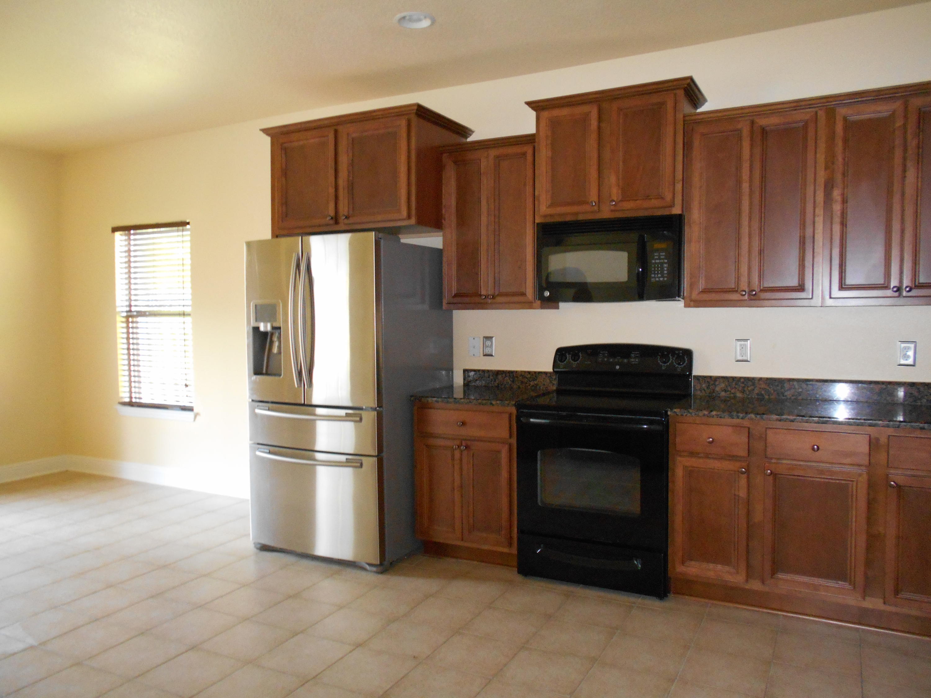 HAMMOCK BAY - Residential Lease