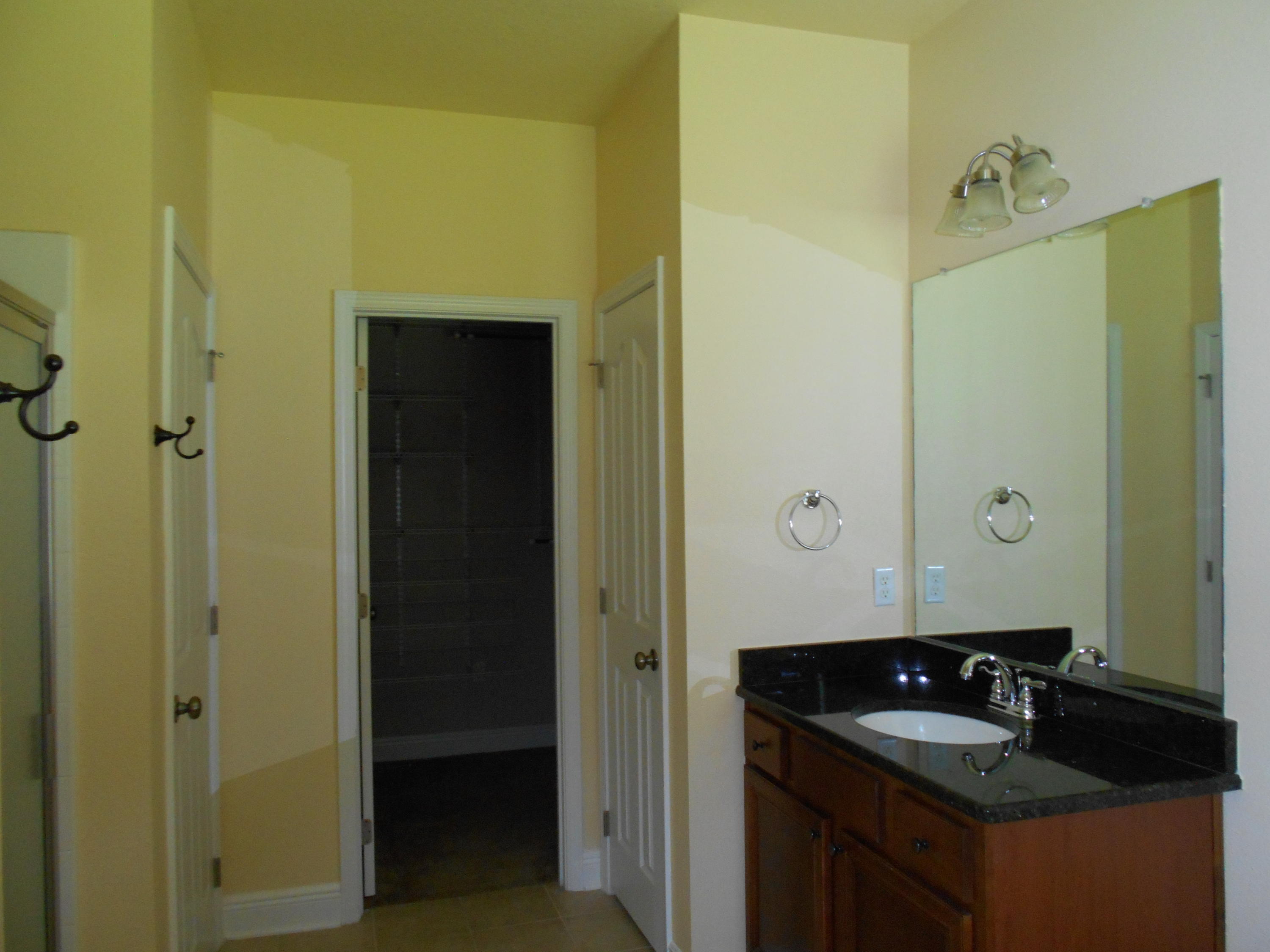 HAMMOCK BAY - Residential Lease