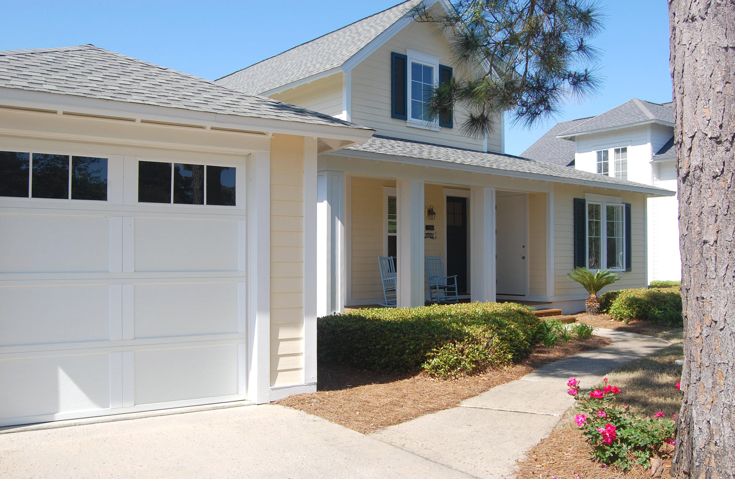 LAUREL GROVE - Residential