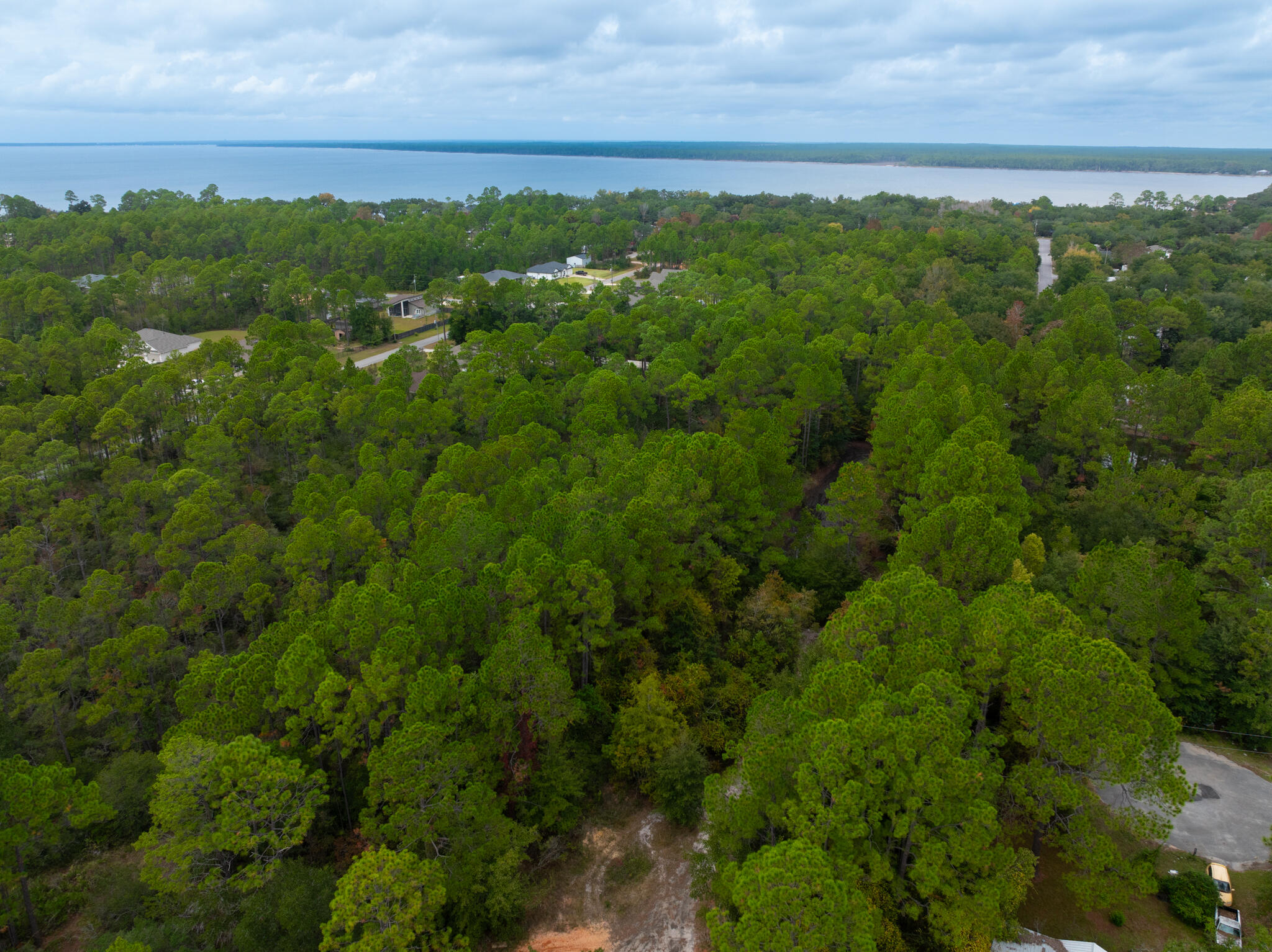 HOLLEY/NAVARRE - Land