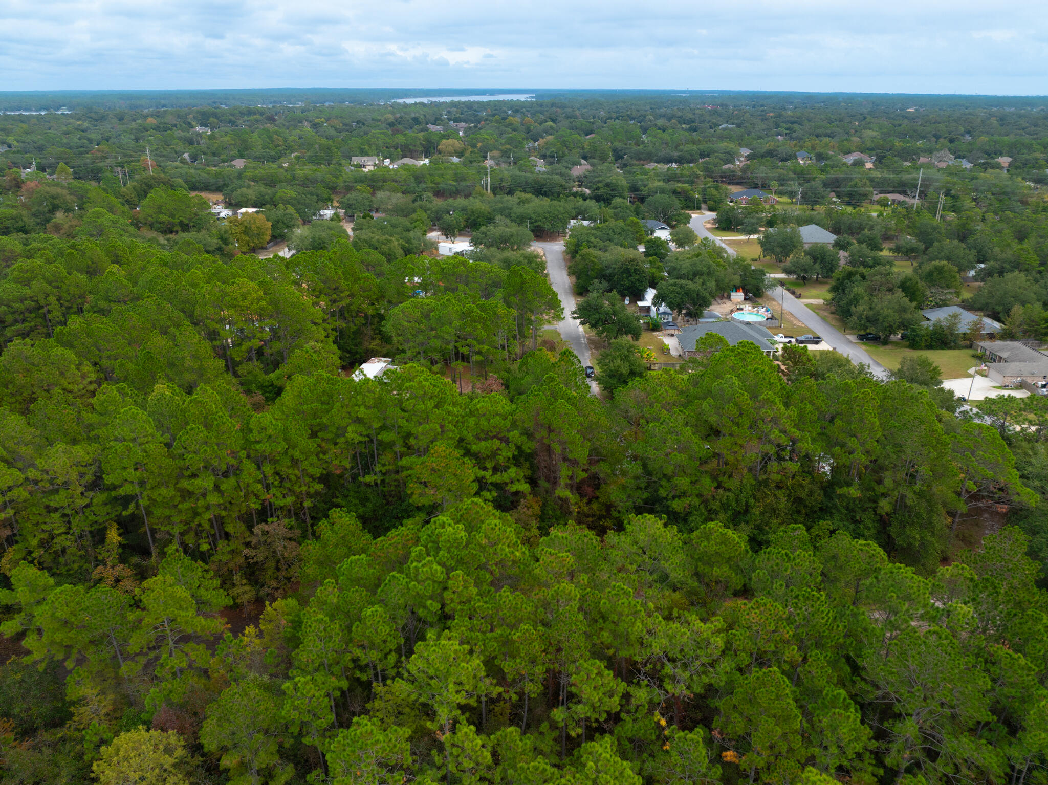 HOLLEY/NAVARRE - Land