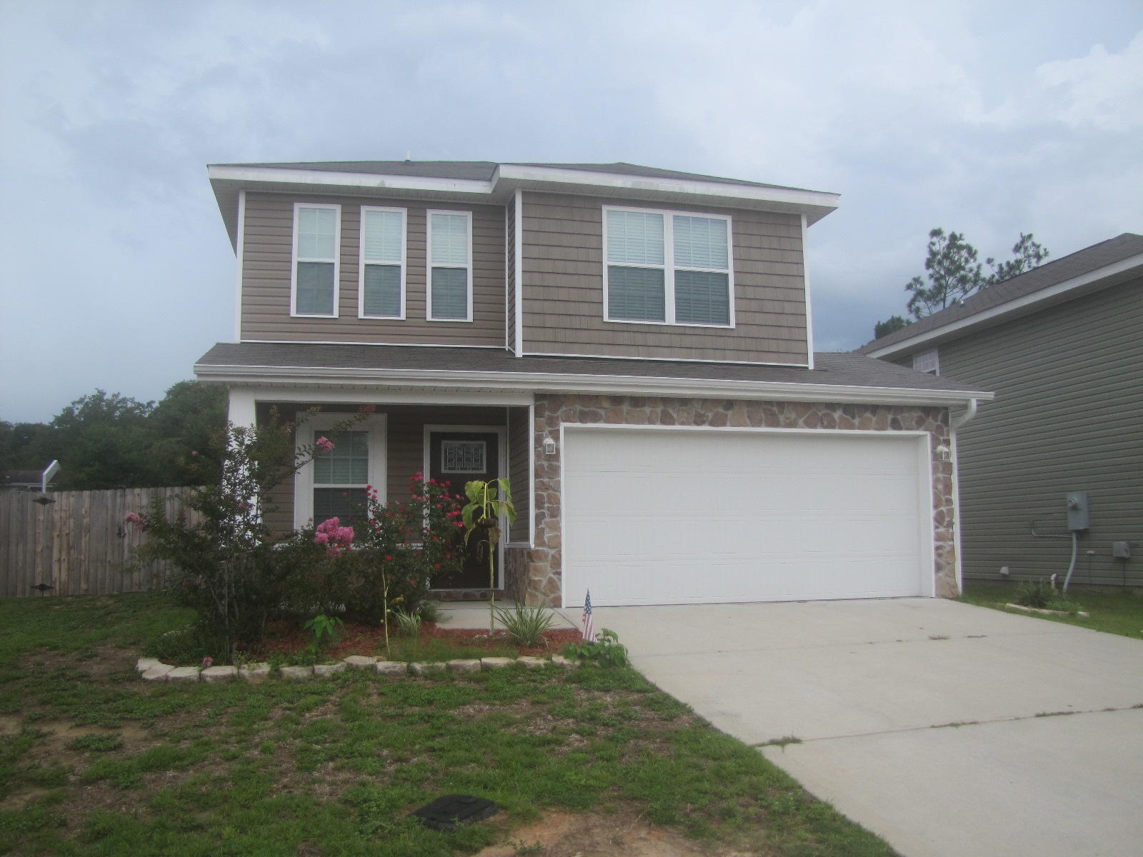 This well maintained home will be available May 1. It features an open floor plan, completely tiled lower floor, very large pantry, breakfast bar, stainless appliances, under stairs storage space, fenced in yard, and much more. A small pet will considered with owner approval and pet fee.