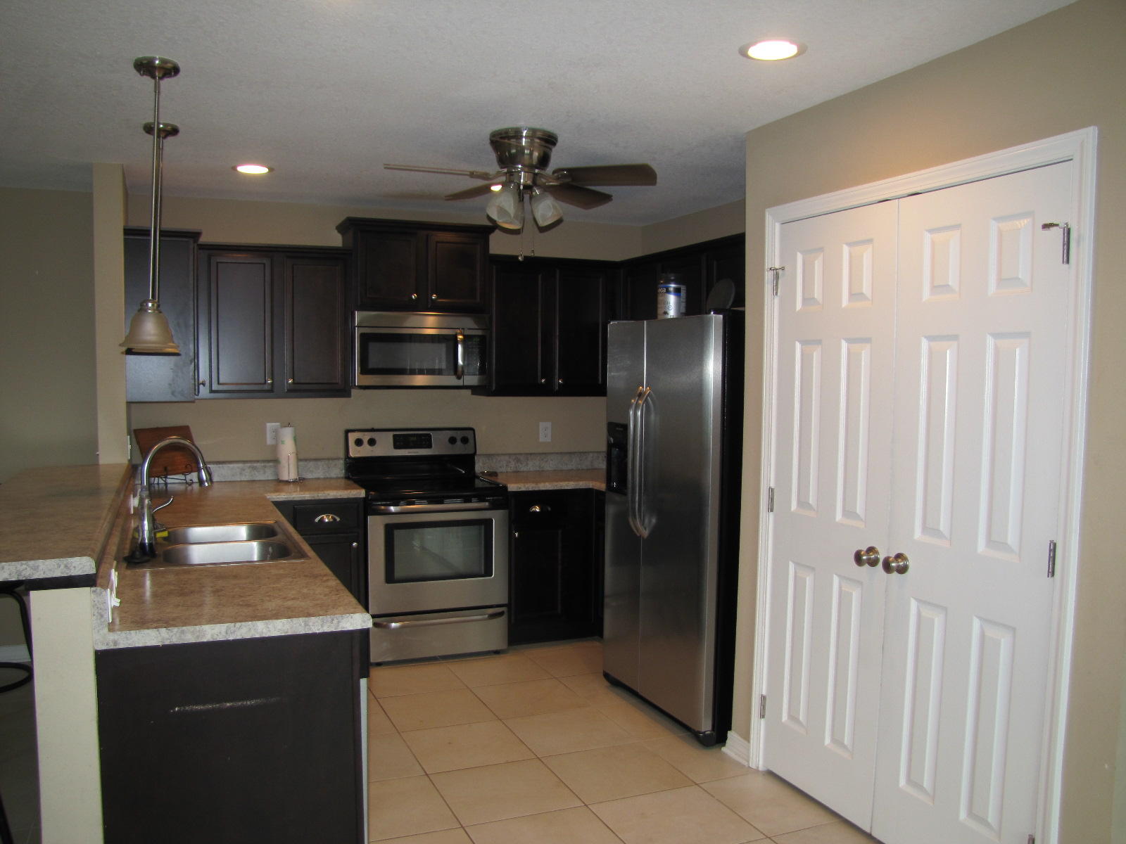 STILLWELL ESTATES - Residential Lease