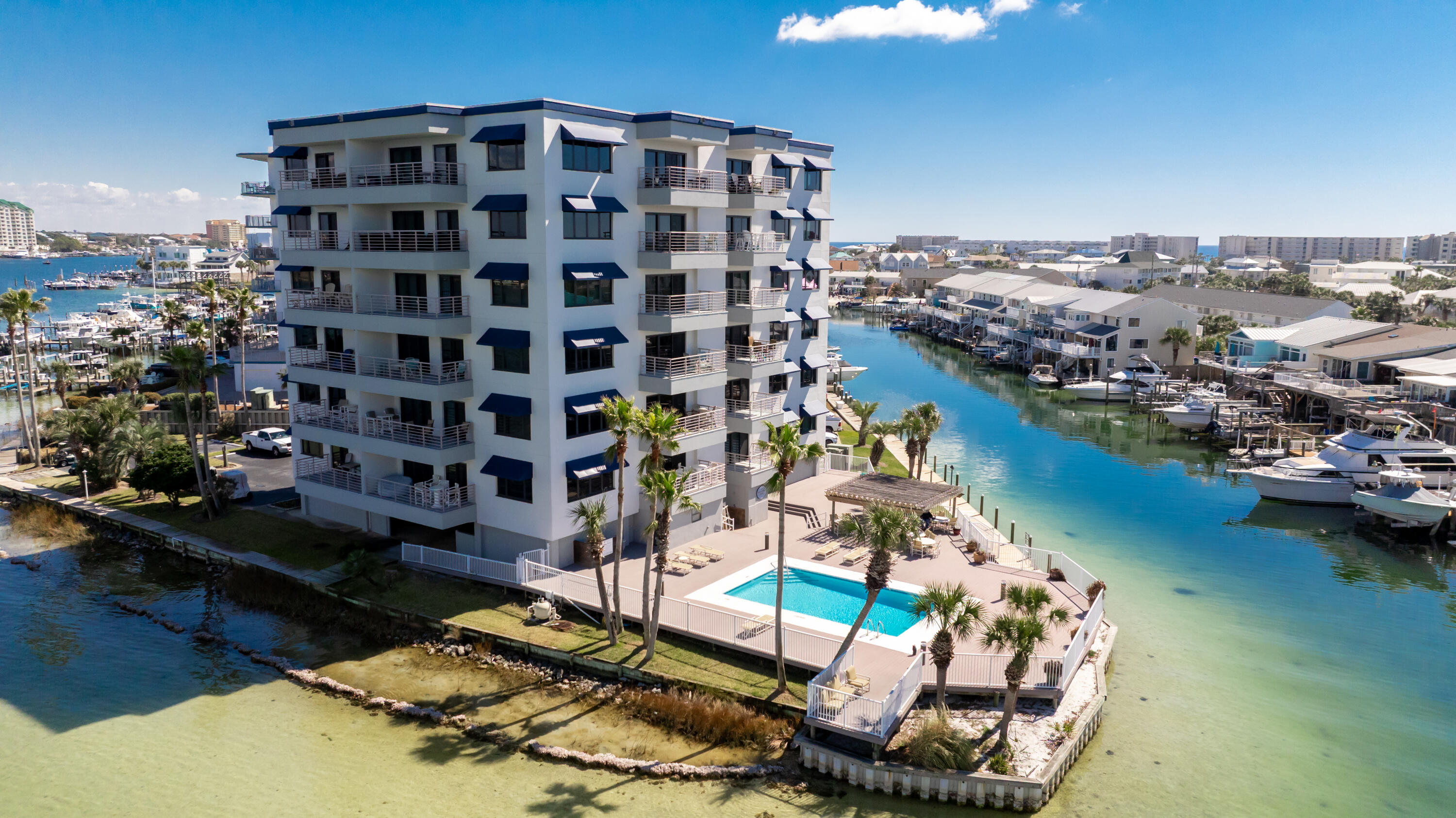 DESTIN HARBOR RESORT WEST - Residential
