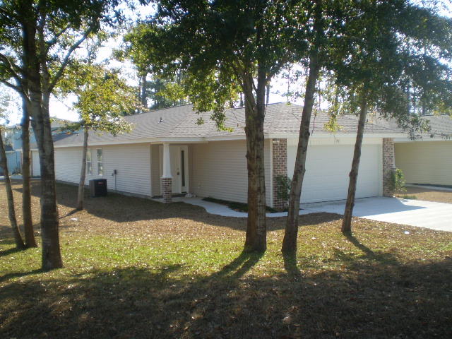 PORT DIXIE - Residential Lease