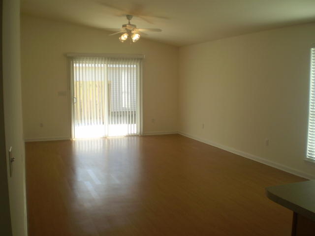 PORT DIXIE - Residential Lease